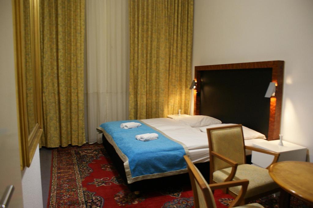 Hotel Garni Aaberna Berlin Szoba fotó