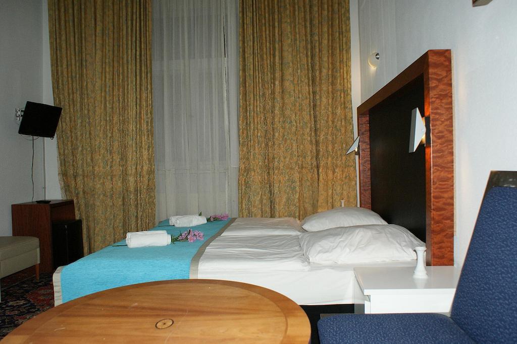 Hotel Garni Aaberna Berlin Szoba fotó